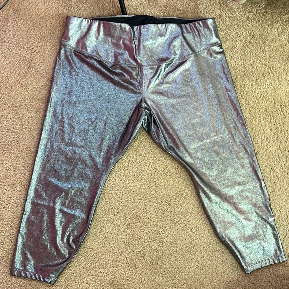 NIKE Silver Metallic Gym Pants